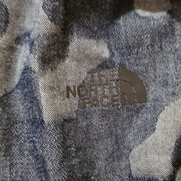 The North Face Cryos Reversible GTX Down Bomber Jacket Indigo Denim Jacquard L - Picture 7 of 9